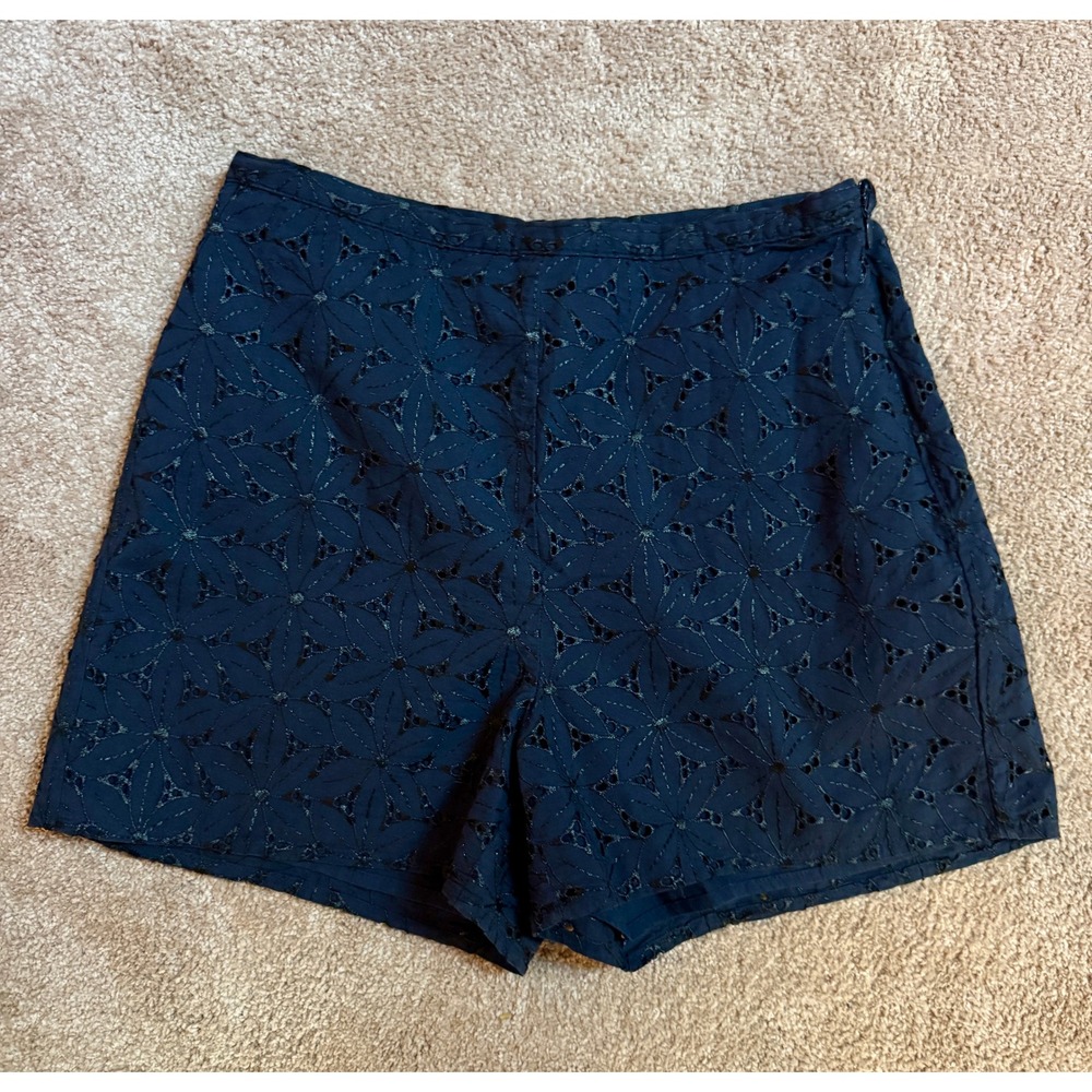 A New Day Navy Blue Floral Eyelet High Waisted Shorts Women's Size 4